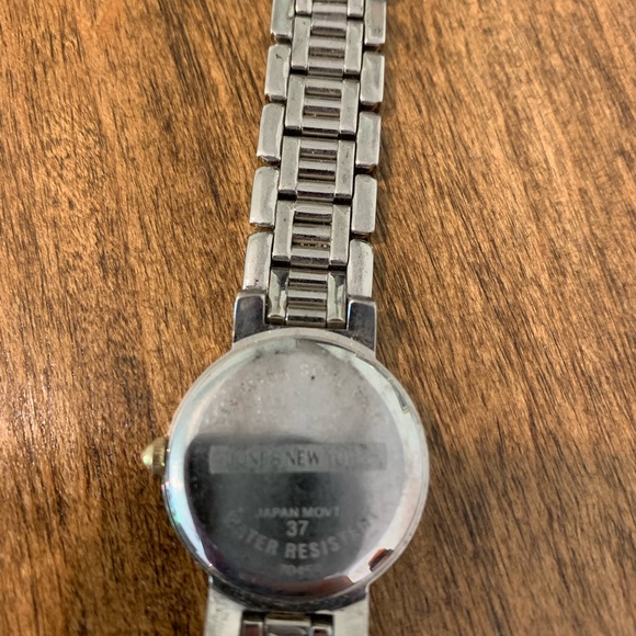 Jones NY Watch and bracelet - Picture 3 of 6